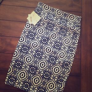 NWT LuLaRoe Cassie (pencil skirt) size S